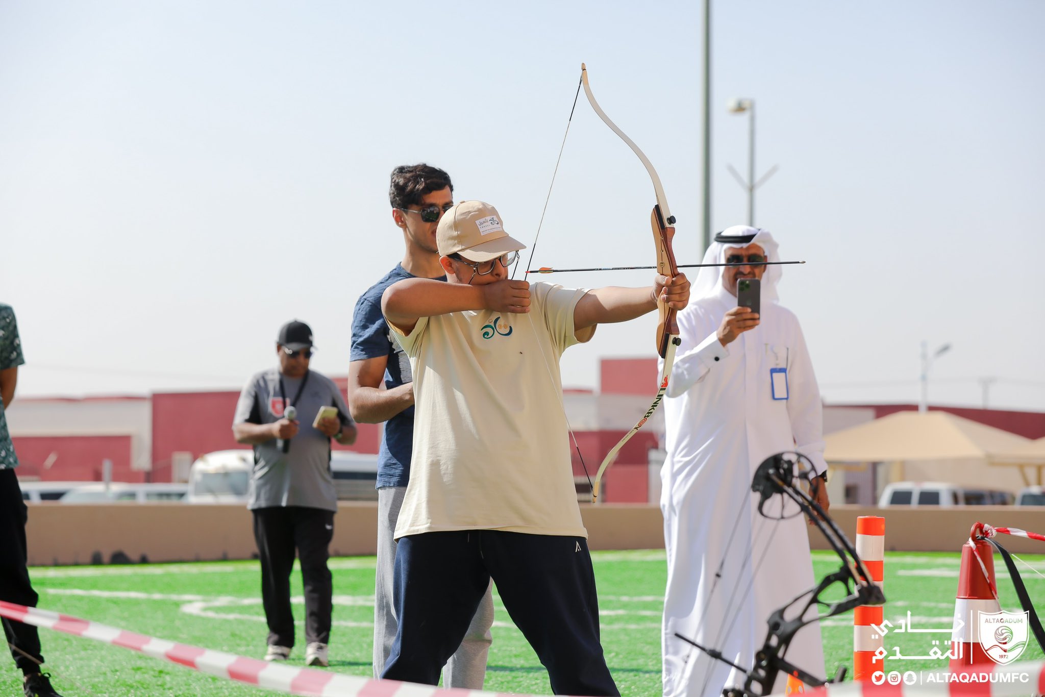 برنامج الرياضه المجتمعيه رمي السهام